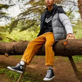 Calças Chino de Veludo Cotelê com Pregas Duplas Tamanhos Asiáticos “Laranja” Calças Chino de Veludo Cotelê com Pregas Duplas Tamanhos Asiáticos “Laranja”
