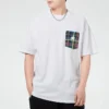 Camiseta casual de manga curta com bolso para homem, branca