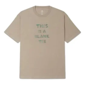 Camiseta com logotipo Tamanhos asiáticos “Beige” Camiseta com logotipo Tamanhos asiáticos “Beige”