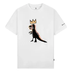 Camiseta Converse x Basquiat Pez Dispenser Tamanhos asiáticos “Branco” Camiseta Converse x Basquiat Pez Dispenser Tamanhos asiáticos “Branco”