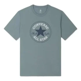 Camiseta Go-To Chuck Taylor All Star Patch com corte padrão – Tamanhos asiáticos “Azul”