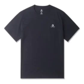 Camiseta Go-To com Estampa Chevron de Estrelas Bordadas, Corte Padrão, Tamanhos Asiáticos “Preto” Camiseta Go-To com Estampa Chevron de Estrelas Bordadas, Corte Padrão, Tamanhos Asiáticos “Preto”