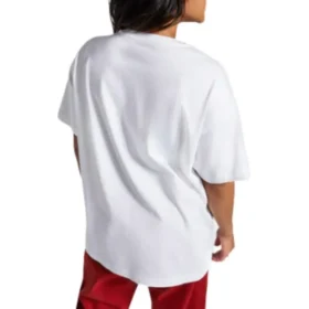 Camisola Oversized com Logótipo Flamejante Tamanhos Asiáticos “Branco Vermelho” Camisola Oversized com Logótipo Flamejante Tamanhos Asiáticos “Branco Vermelho”