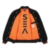 Casaco Insulado Varsity Converse x Vince Staples Tamanhos Asiáticos “Black Orange”