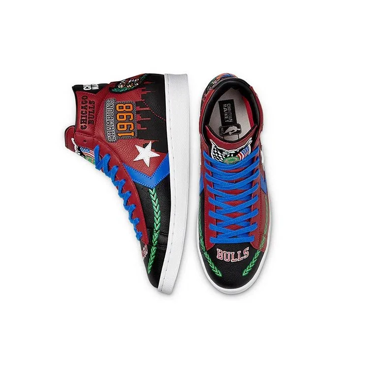 Chinatown Market x Pro Leather High “Bulls Championship Casaco” Chinatown Market x Pro Leather High “Bulls Championship Casaco”