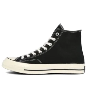 Chuck 70 Hi “Preto”