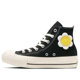 Chuck Taylor All Star PLTS Flowerpatch High Top “Preto”