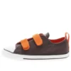 Chuck Taylor V2 Ox “Castanho”