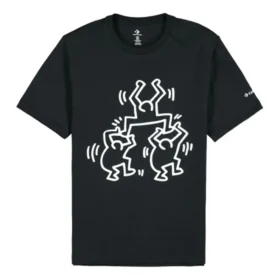 Converse x Keith Haring Crossover Padrão de Desenhos Animados Camiseta de Manga Curta e Gola Redonda Preta para Homem Converse x Keith Haring Crossover Padrão de Desenhos Animados Camiseta de Manga Curta e Gola Redonda Preta para Homem