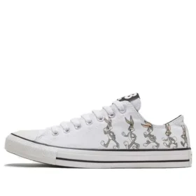 Converse x Looney Tunes Chuck Taylor All Star Low “80.º Aniversário – Bugs Bunny” Converse x Looney Tunes Chuck Taylor All Star Low “80.º Aniversário – Bugs Bunny”