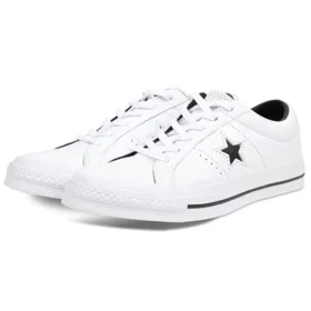 One Star Bate-sola Baixa em Couro Perfurado “Branco Preto”