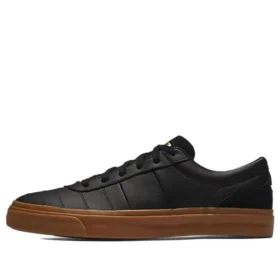 One Star CC OX “Preto Castanho”