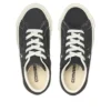 One Star Easy On “Preto”