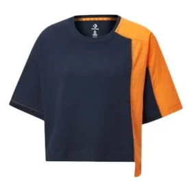 Série Capsule Camiseta de manga curta com gola redonda em cores contrastantes