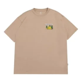 T-shirt com estampado para exterior Tamanhos asiáticos “Oat Milk” T-shirt com estampado para exterior Tamanhos asiáticos “Oat Milk”