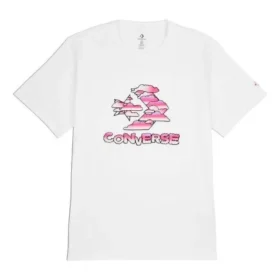 T-shirt com grafismo de estrelas, chevrons e nuvens Tamanhos asiáticos “Branco” T-shirt com grafismo de estrelas, chevrons e nuvens Tamanhos asiáticos “Branco”