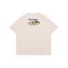 T-shirt com gráfico Outdoor Tamanhos asiáticos “Beige”