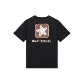T-shirt Cons x Quartersnacks Tamanhos asiáticos “Preto” T-shirt Cons x Quartersnacks Tamanhos asiáticos “Preto”