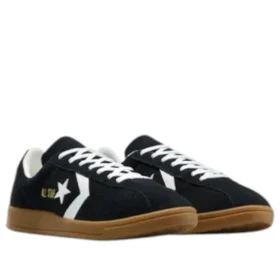 Ténis Chuck Taylor All Star Classic em camurça “Preto”