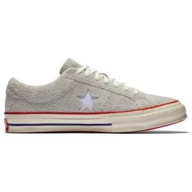 Undefeated x One Star Suede Low “Branco”